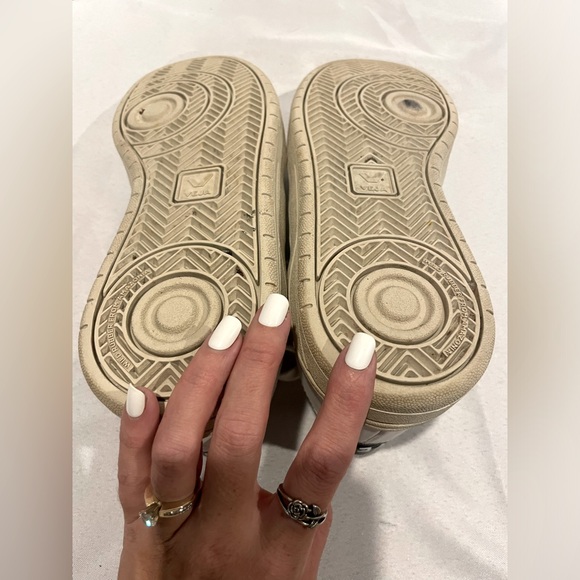 VEJA V-10 White Black Leather Low Top Lace Up Sneakers Men’s Size 9 (42) - Picture 6 of 6